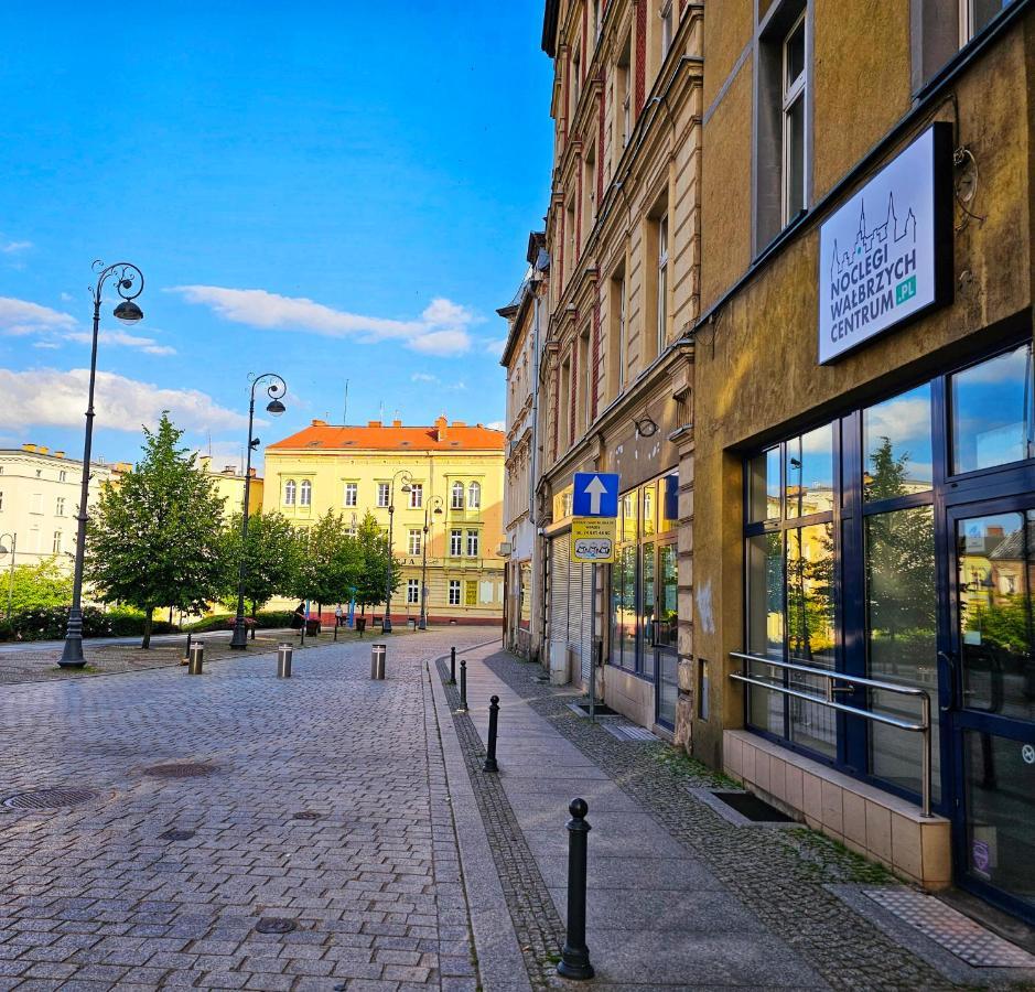 Noclegi Walbrzych Centrum Esterno foto